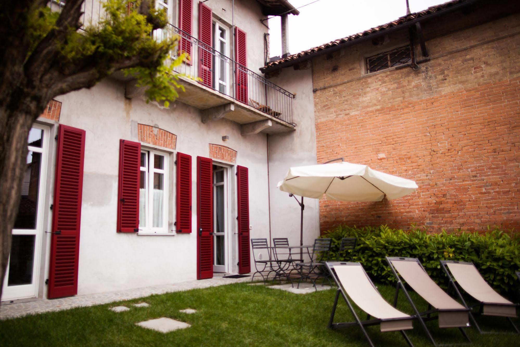 Hotel Casa Andrea La Morra Exteriér fotografie