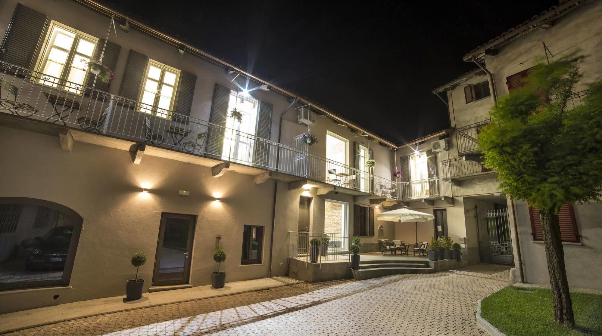 Hotel Casa Andrea La Morra Exteriér fotografie
